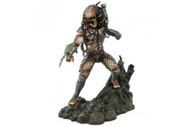 Diamond Select Predator Gallery PVC Figure - Unmasked Predator (SDCC 2020 Exclusive) UNITED KINGDOM purchase